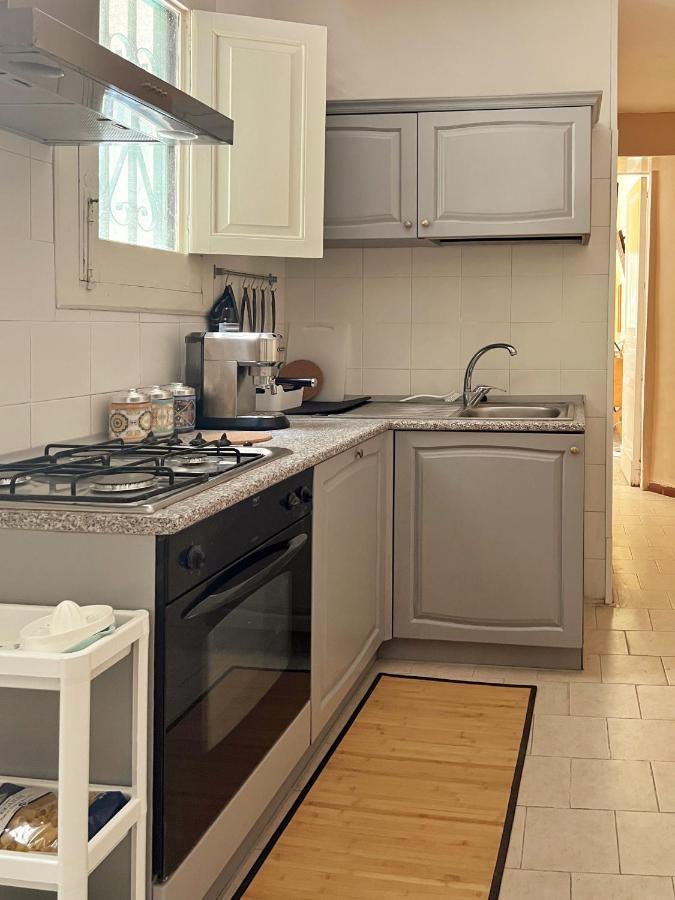 Saranton House Hotell Catania Exteriör bild