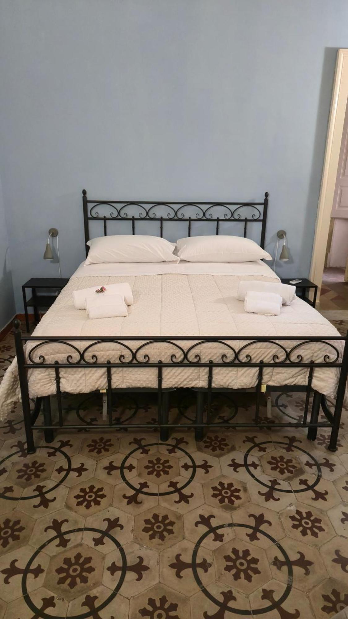 Saranton House Hotell Catania Exteriör bild