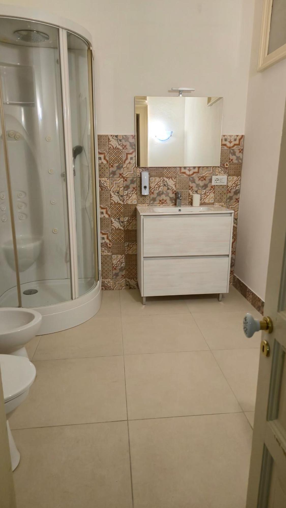 Saranton House Hotell Catania Exteriör bild