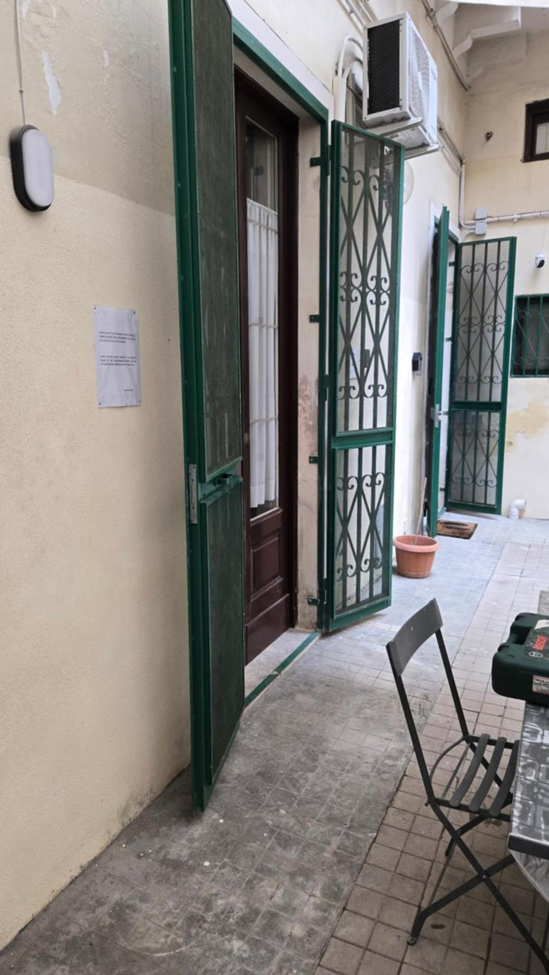 Saranton House Hotell Catania Exteriör bild
